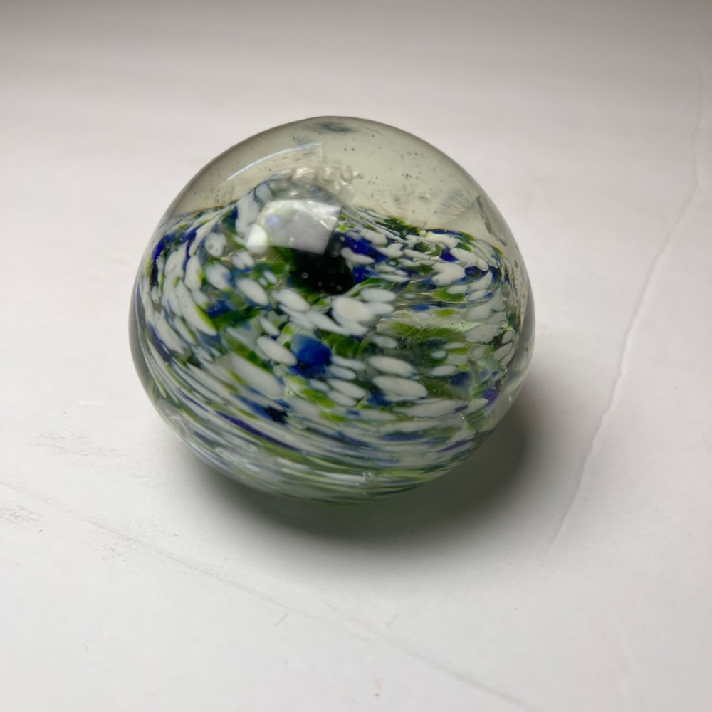 Art Glass Paperweight Glass Forest Green‎ Emerald Blue White Swirls India. READ
